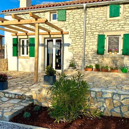 Appartement Paradiz *